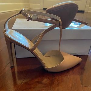 Nude NineWest Pumps